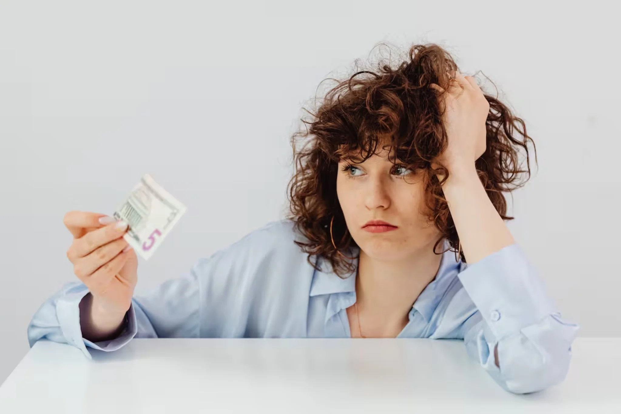 El gran tabú: ¿Por qué las mujeres necesitan hablar más de dinero?
